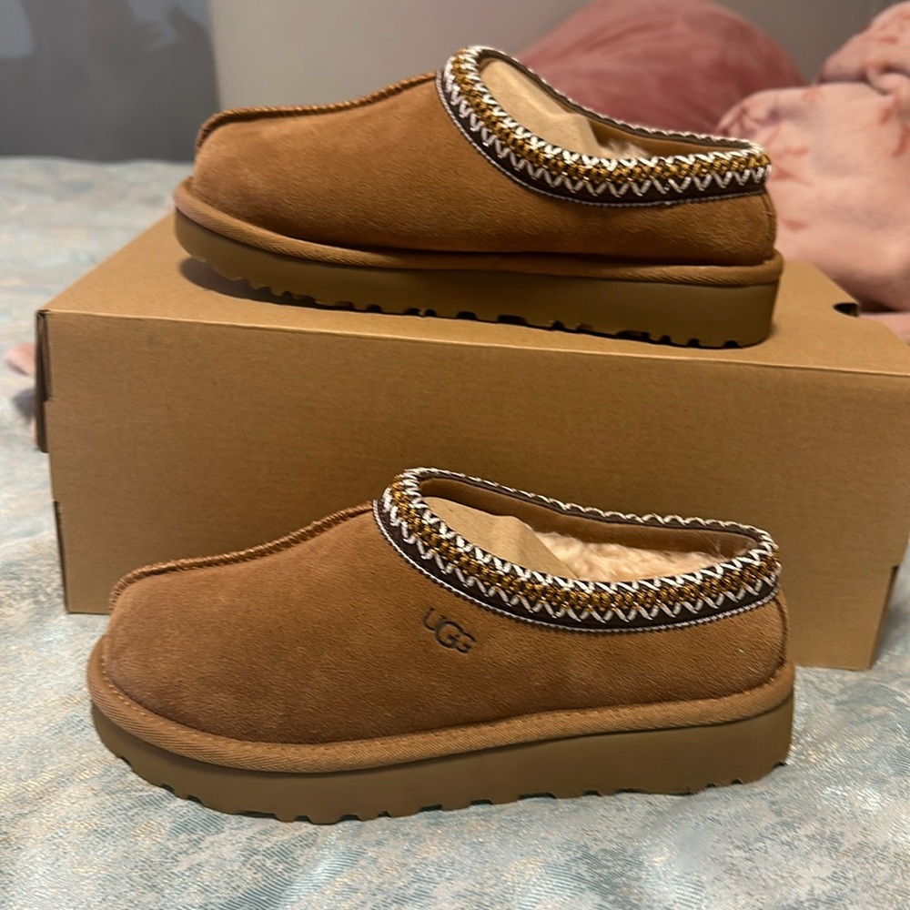 Brand new uggs